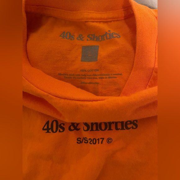 40s & Shorties Cropped Tee, Large, Comfortable fit, Barley worn - Picture 2 of 2